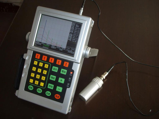 ̽���x